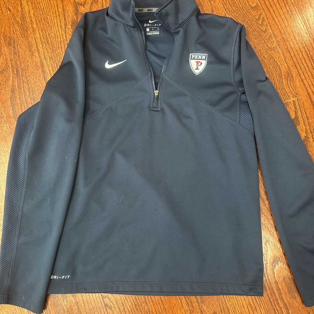 University of Pennsylvania Nike Dark Blue Quarter-Zip Pullover size small